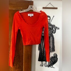 Organic Basics Cropped Long Sleeve with Frilled Hems